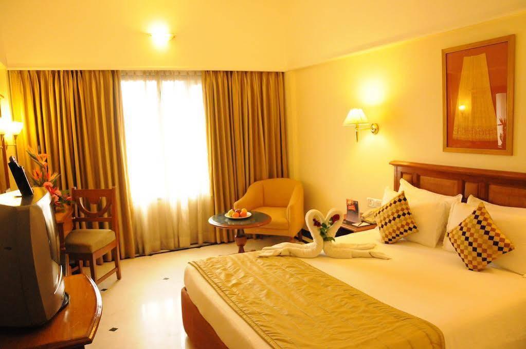 Regency Kanchipuram By Grt Hotels Exterior foto