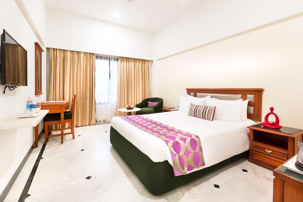Regency Kanchipuram By Grt Hotels Exterior foto