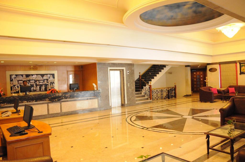 Regency Kanchipuram By Grt Hotels Exterior foto